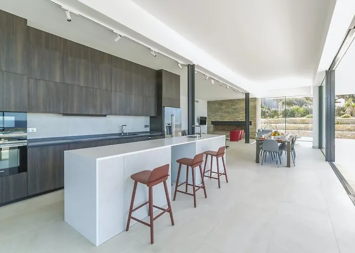 Dzov Saint-Cyr-sur-Mer